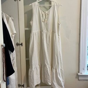 Tradlands Cream Sleeveless Midi Dress